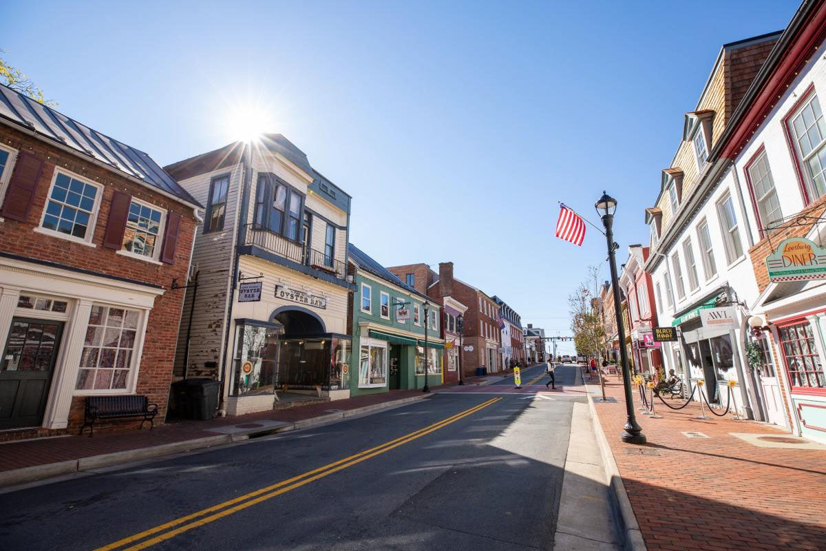 The Historic Downtown Leesburg Shopping Experience – Loudoun Boutique