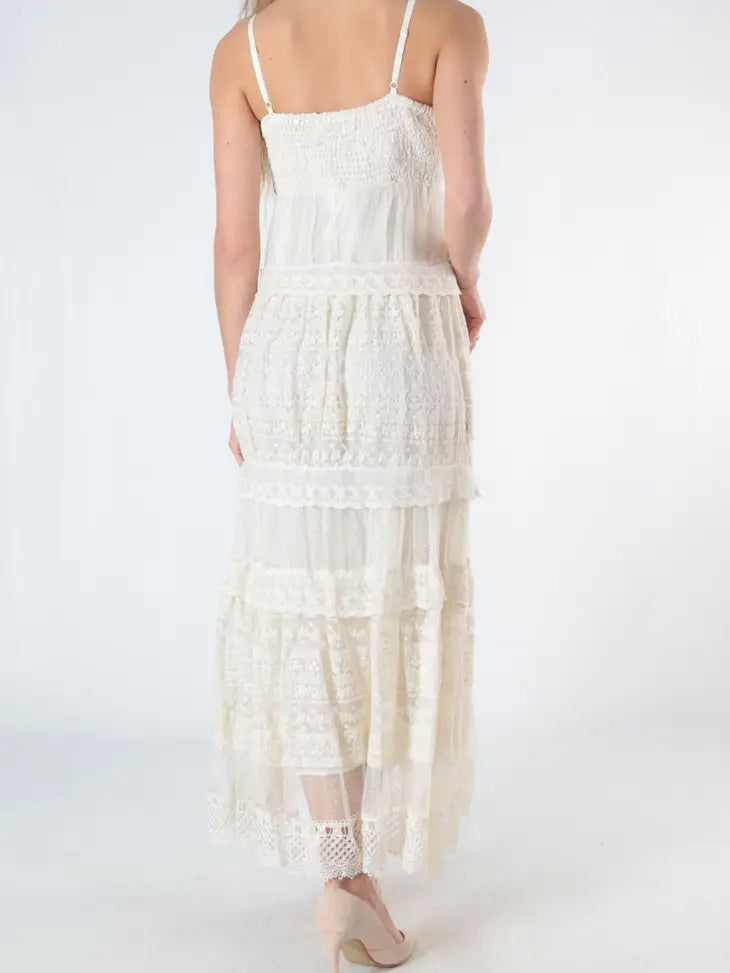 BOHEMIAN LACE LONG DRESS BY CHOKLATE PARIS