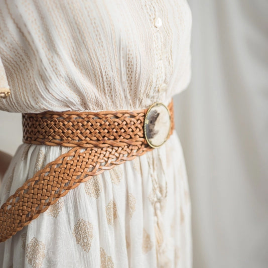 Lula Natura boho belt cinturon pluton handmade braided leather stainless steel setting with mother of pearl inset