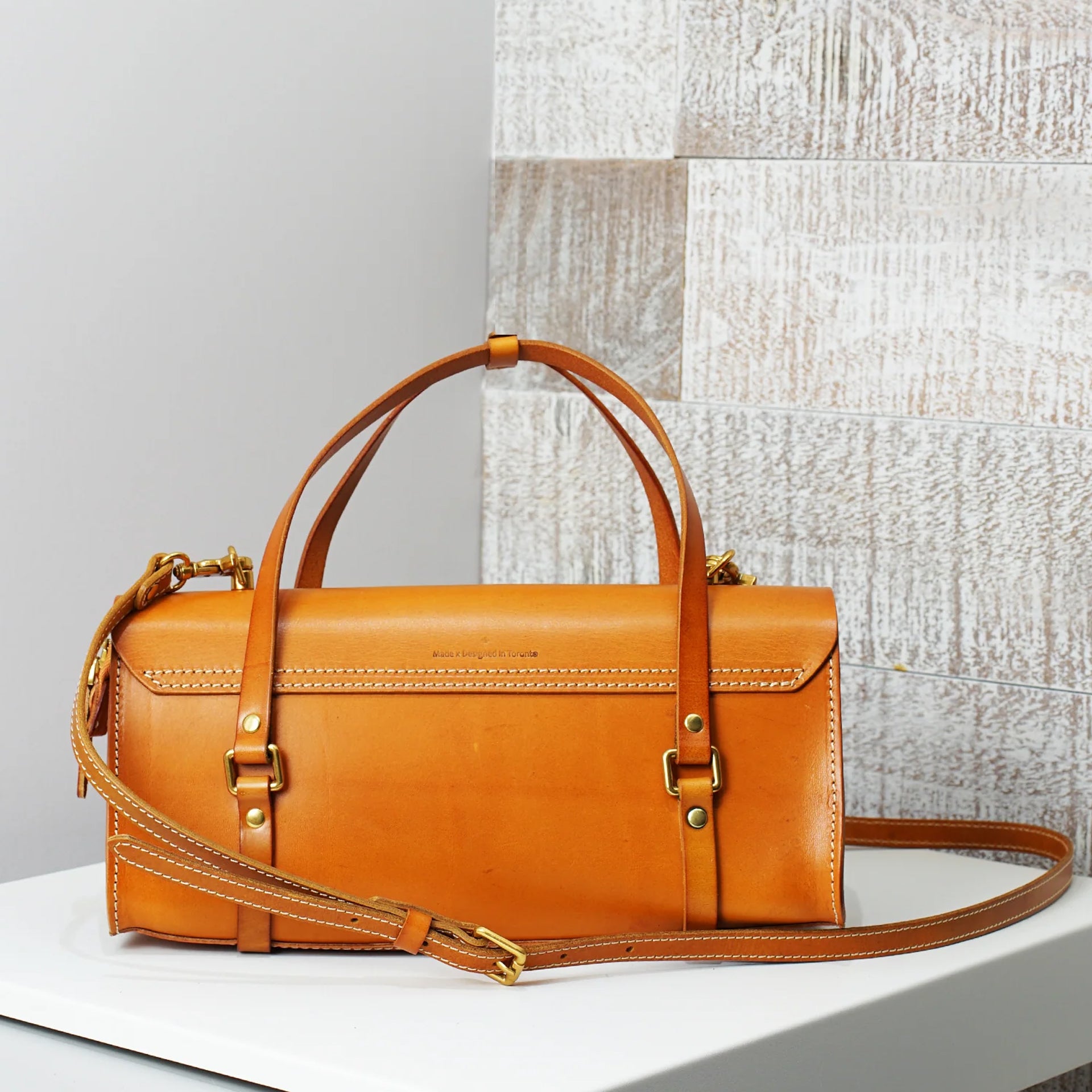 Uppdoo Vive Classic Upcycled Italian Leather satchel baguette in Apricot